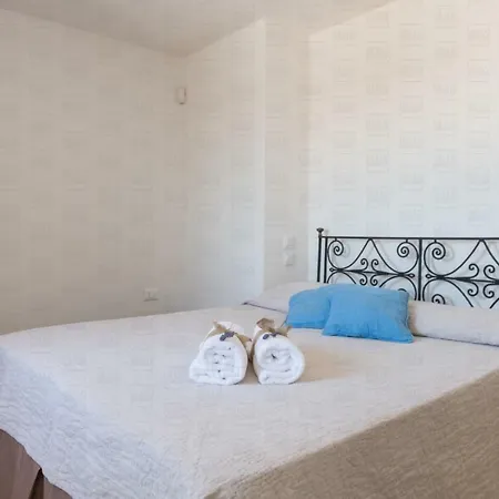 Helloapulia - Panoramic Trulli Pozzo Fornello With Private Pool Apartment *