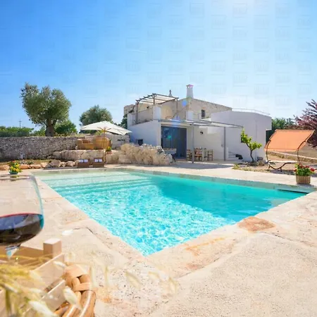 Helloapulia - Panoramic Trulli Pozzo Fornello With Private Pool